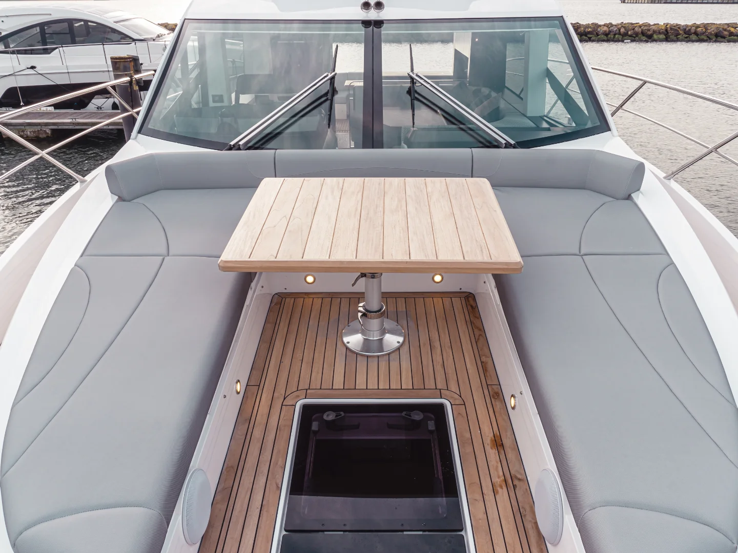 PERFECTION STILL | Sunseeker Manhattan 55 - Photo 2