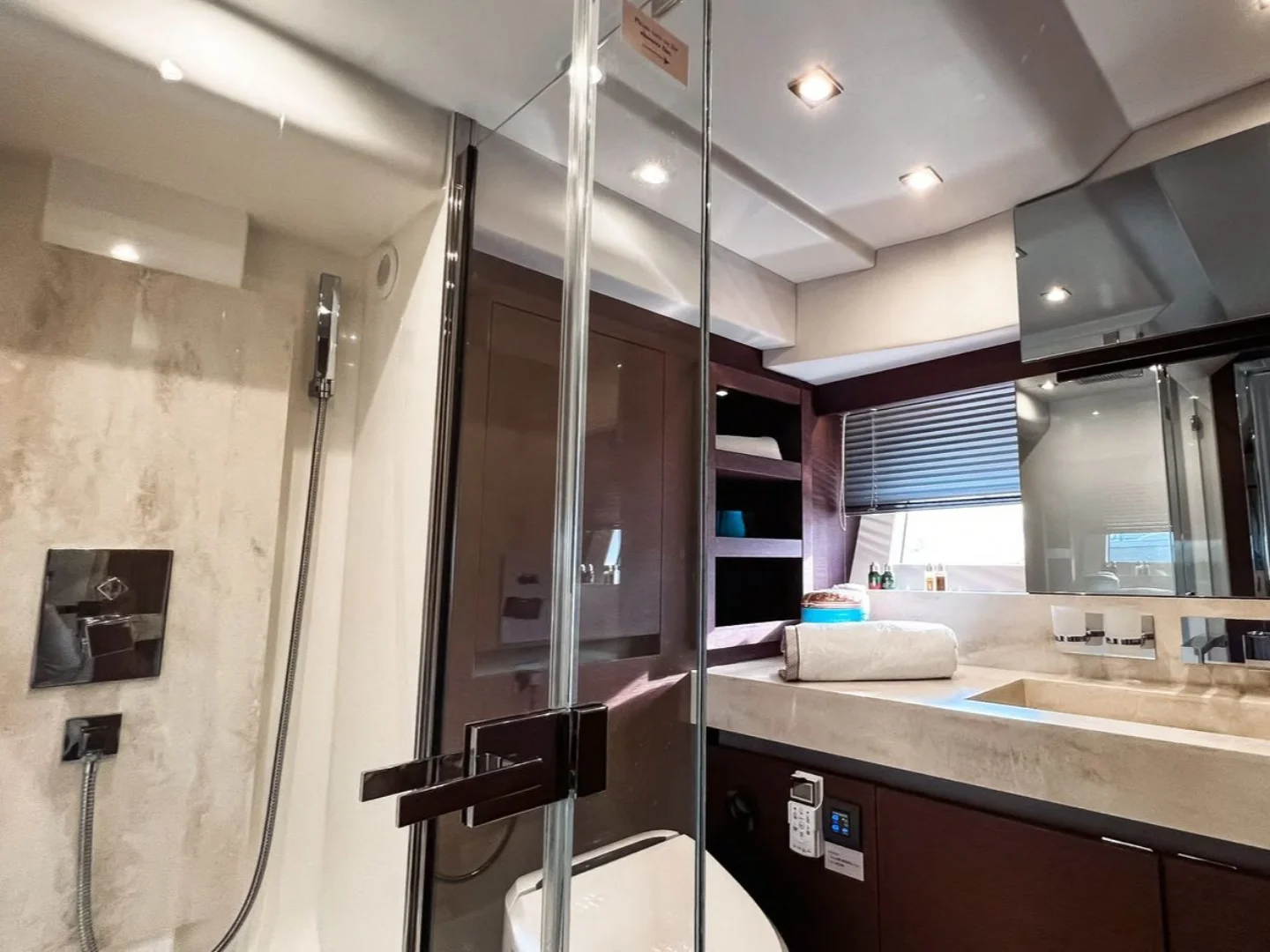 ROMY ONE | Prestige 680 - Photo 22