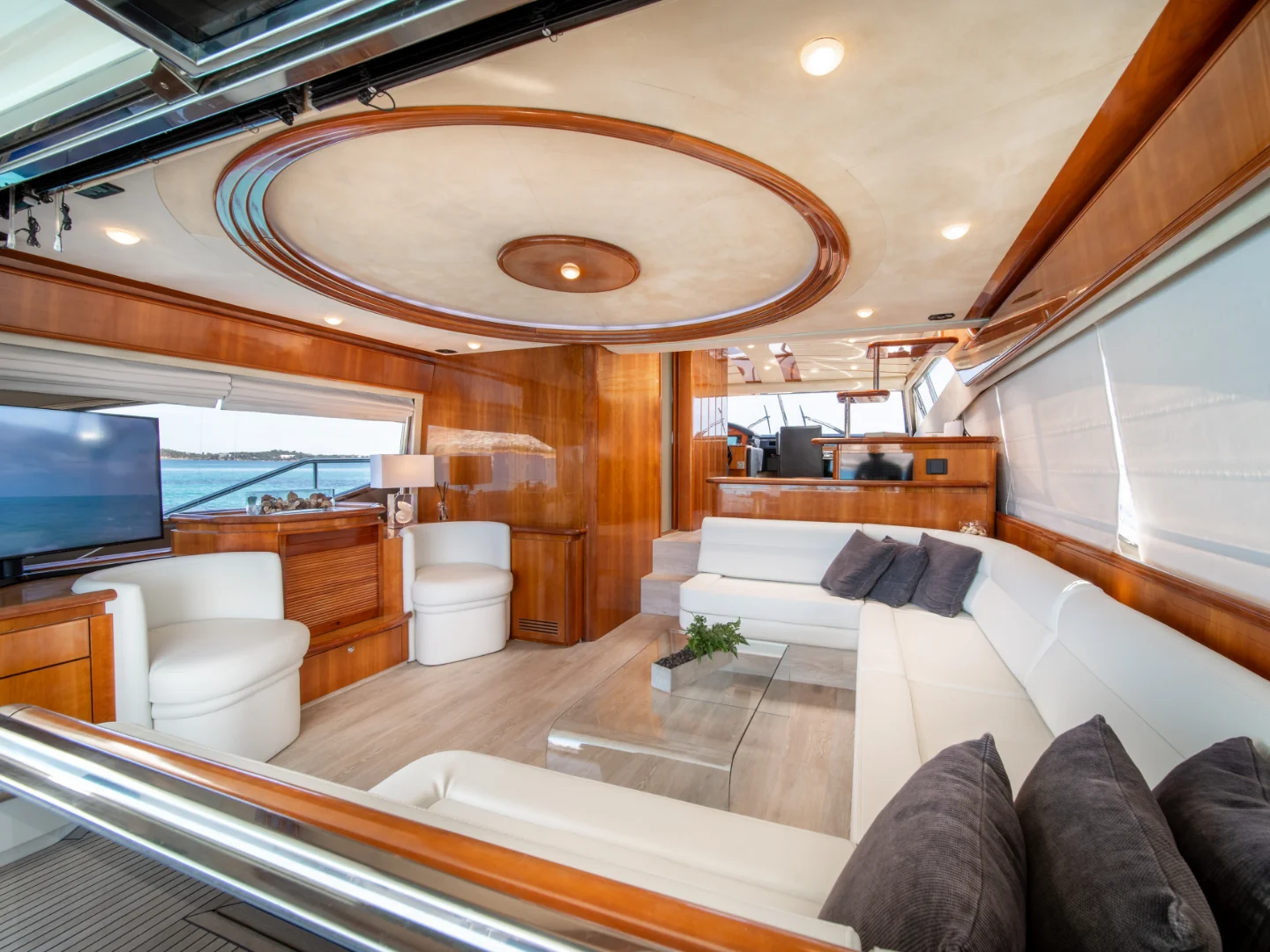 SIMPLY BRILLIANT | Ferretti 68 - Photo 15