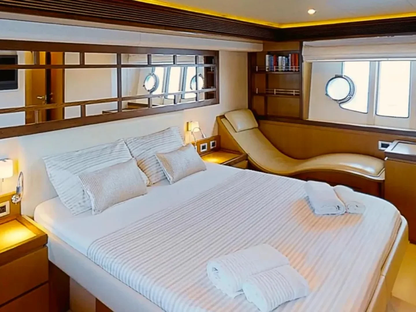 Ferretti 630 Fly - Photo 20