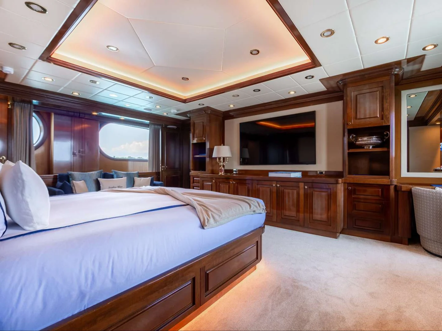 SOPHIE BLUE | CBI Navi 41M - Photo 17