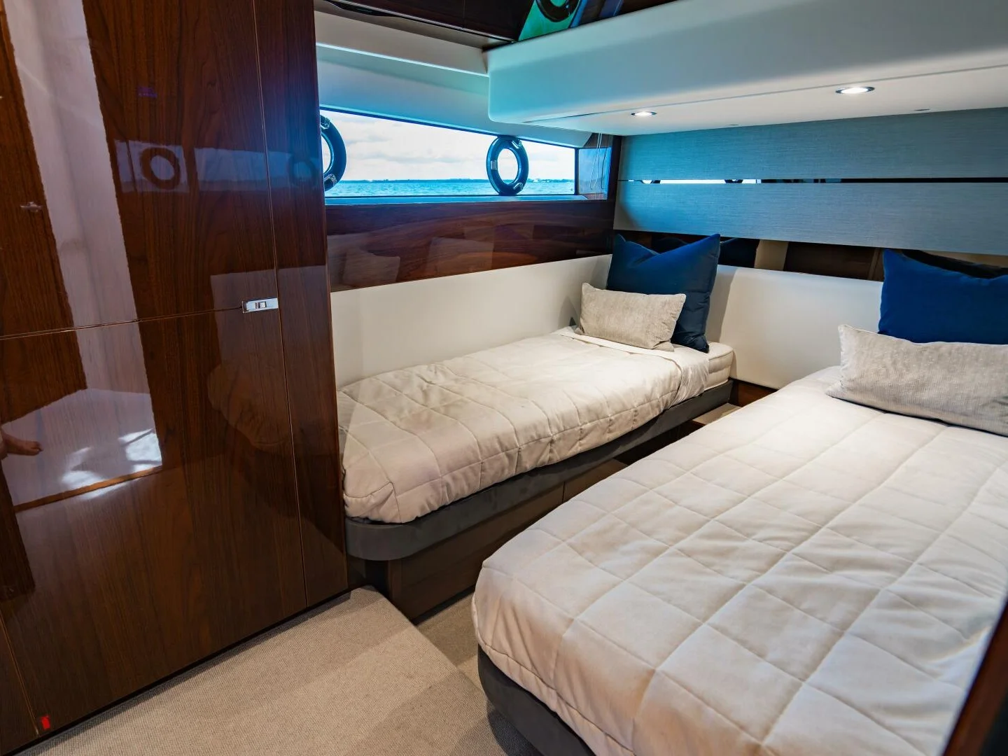DIANA I | Princess S62 - Photo 62