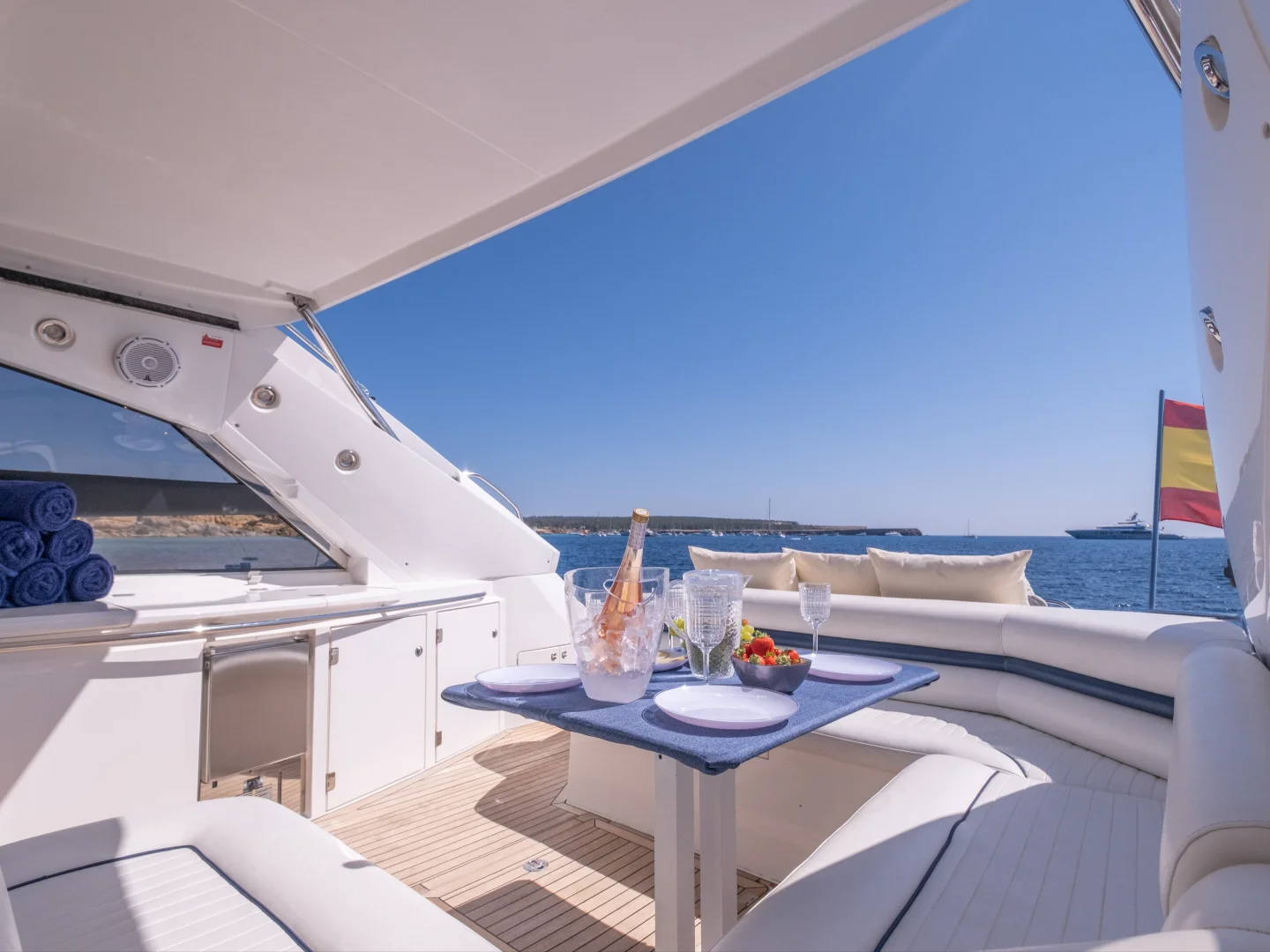 STRESS | Sunseeker Portofino 53 - Photo 27