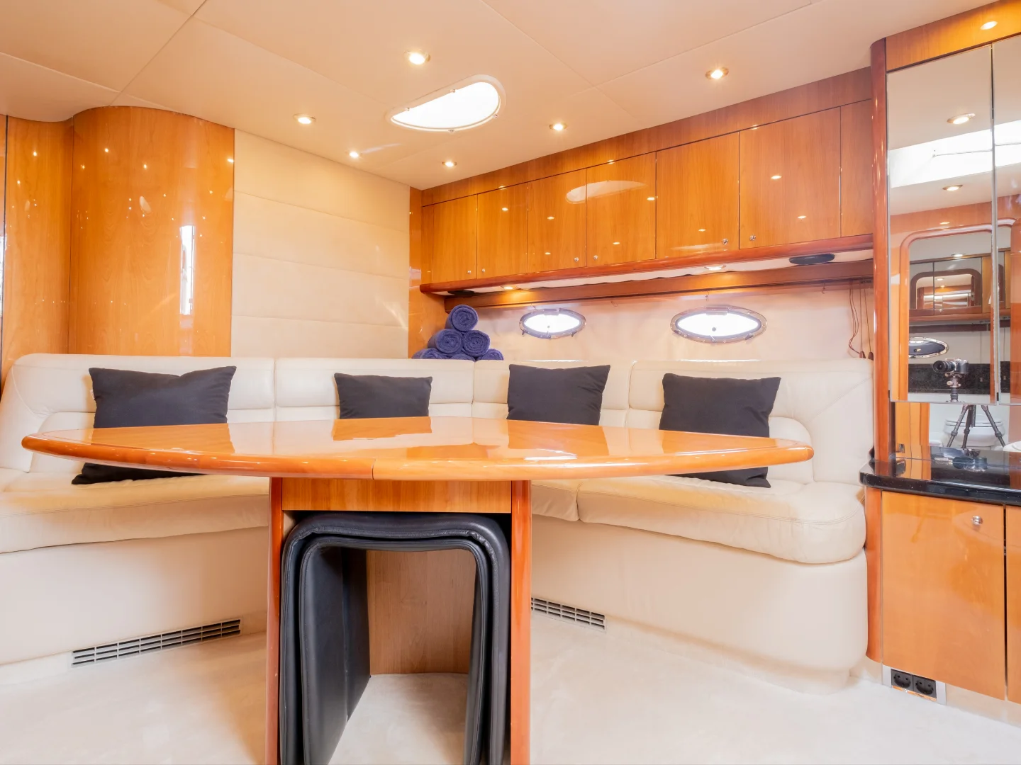 STRESS | Sunseeker Portofino 53 - Photo 33
