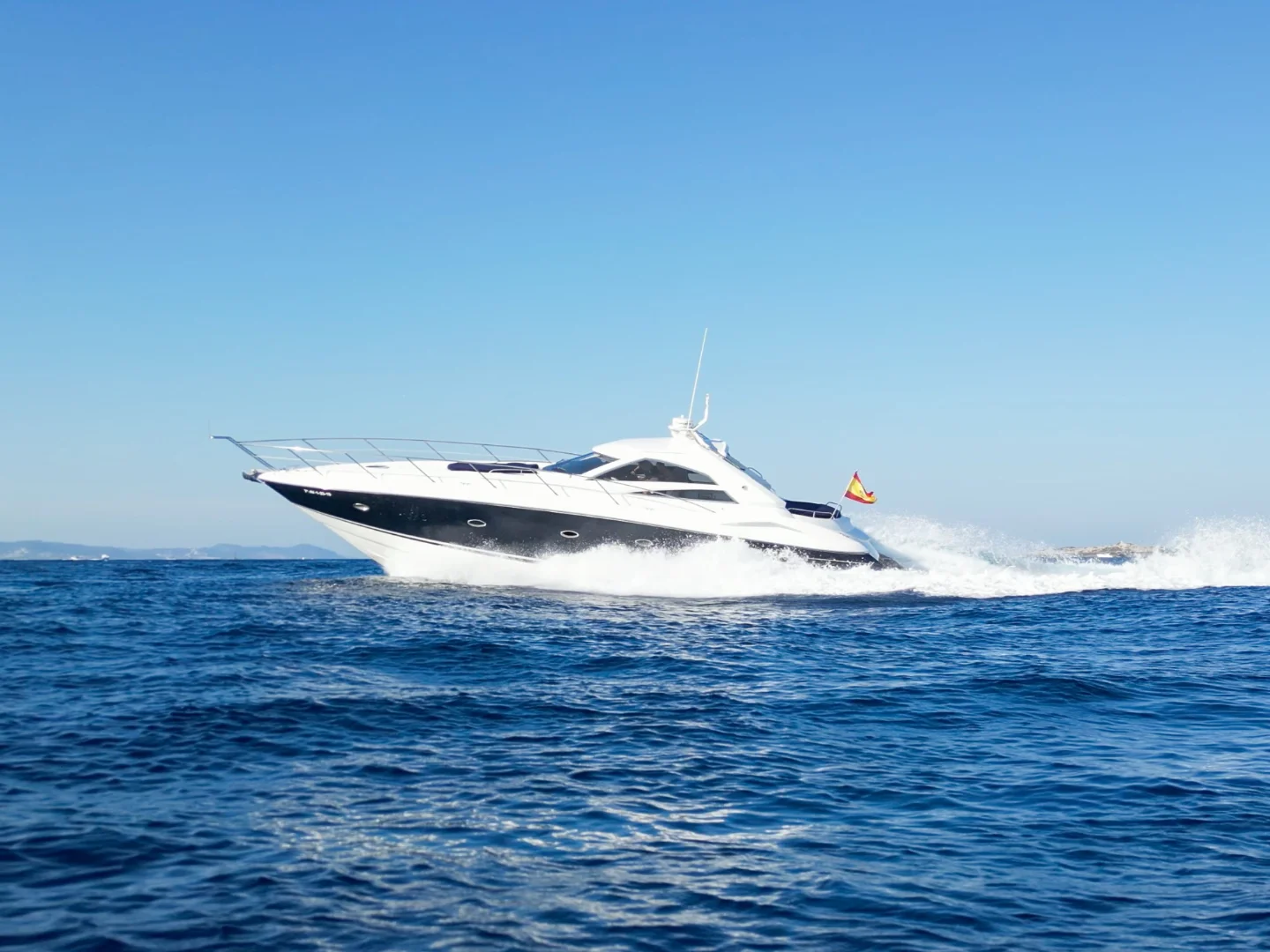 STRESS | Sunseeker Portofino 53 - Photo 7