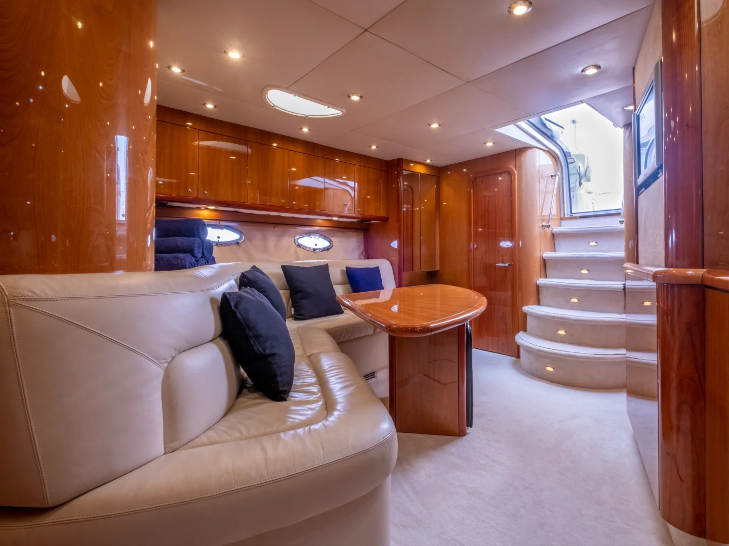 STRESS | Sunseeker Portofino 53 - Photo 30