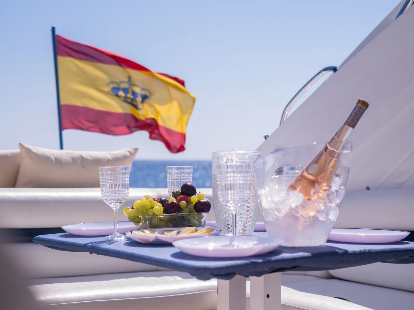 STRESS | Sunseeker Portofino 53 - Photo 23