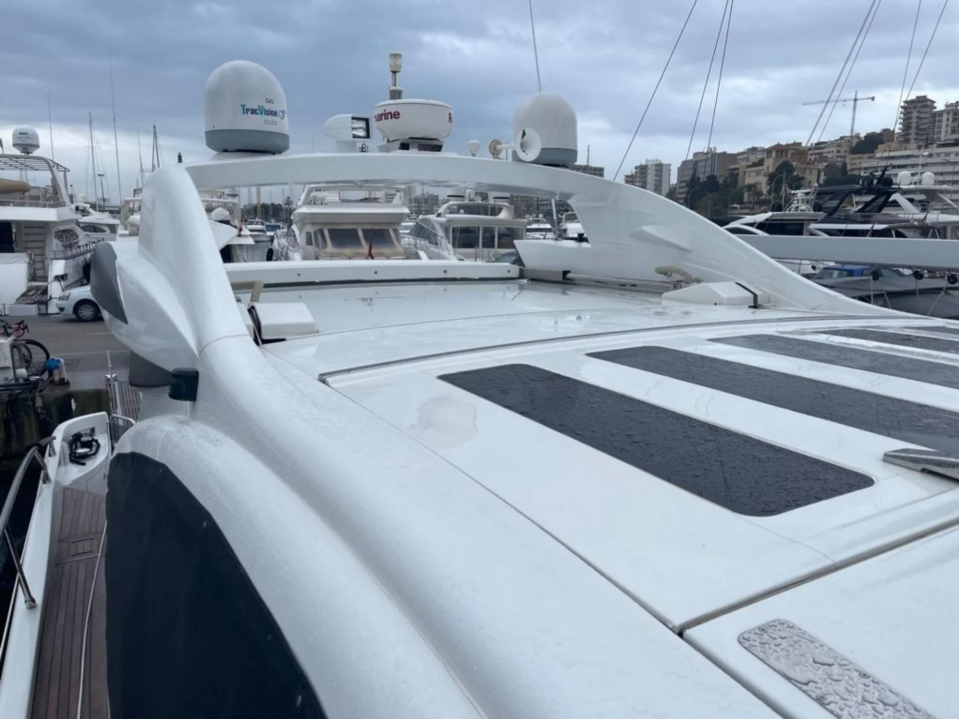 Azimut 68 S of 2007 for Sale - Photo 8