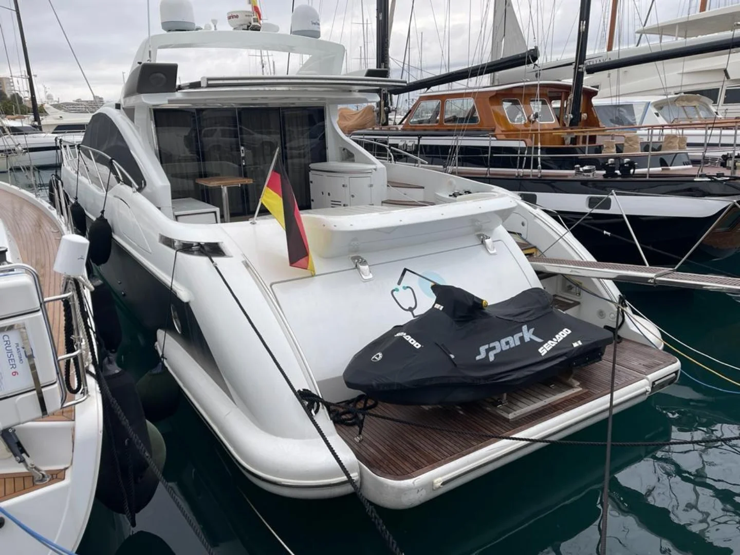 Azimut 68 S of 2007 for Sale - Photo 11