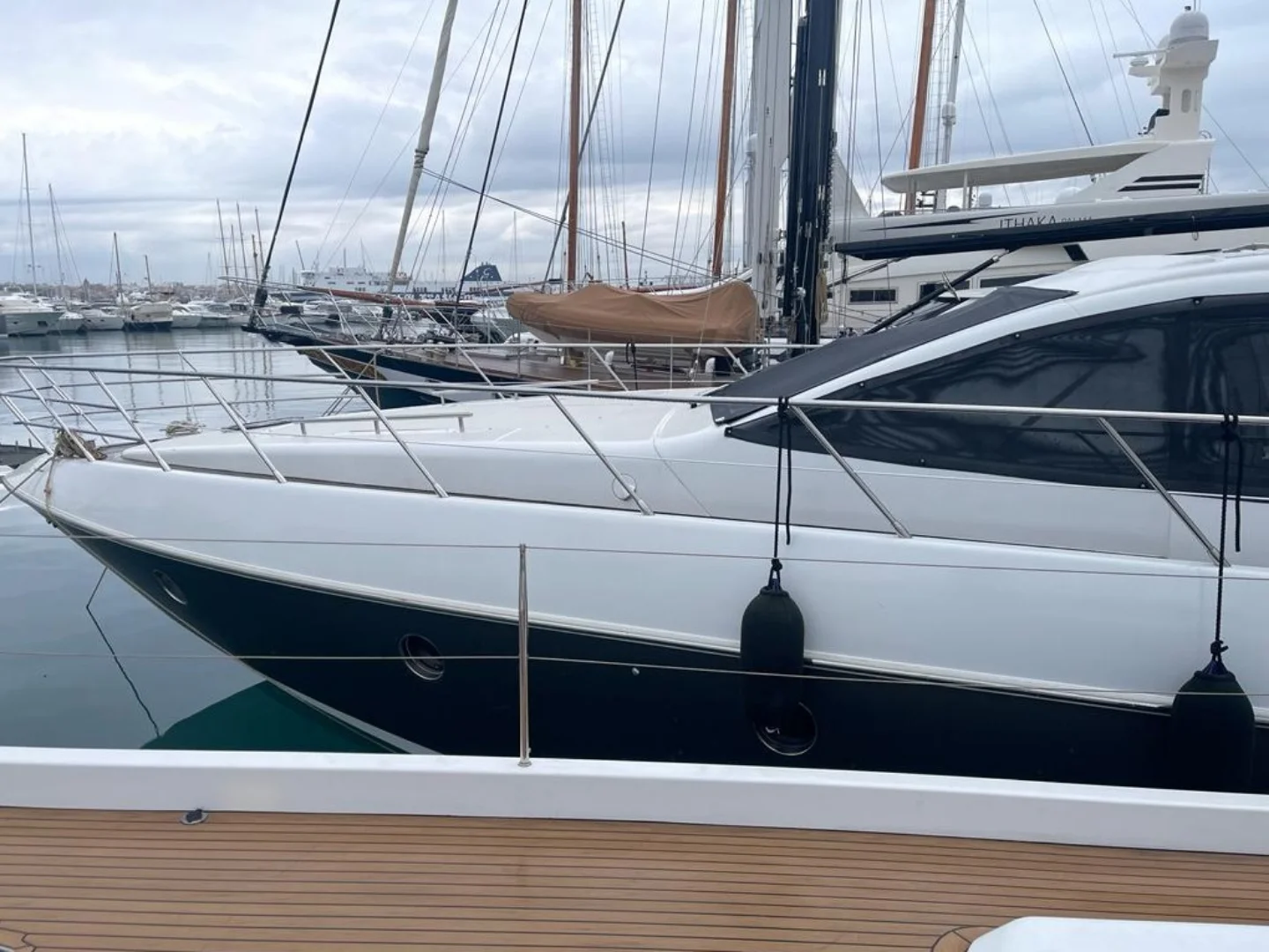 Azimut 68 S of 2007 for Sale - Photo 3
