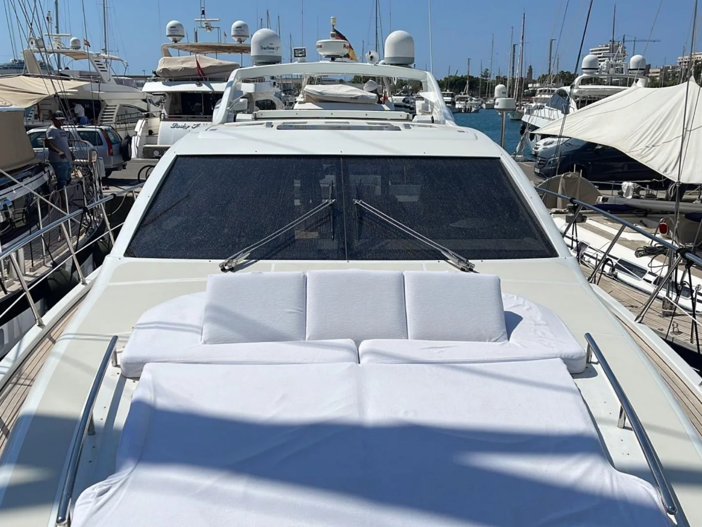 Azimut 68 S of 2007 for Sale - Photo 23