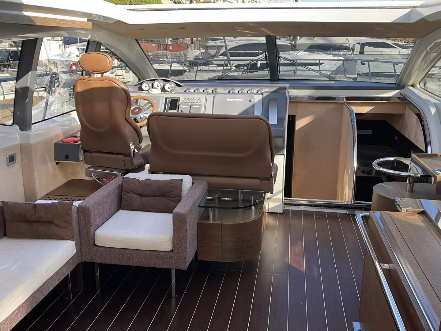 Azimut 68 S of 2007 for Sale - Photo 30