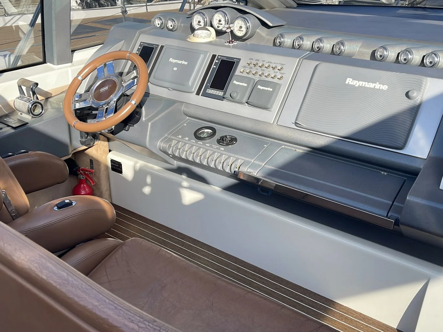 Azimut 68 S of 2007 for Sale - Photo 21