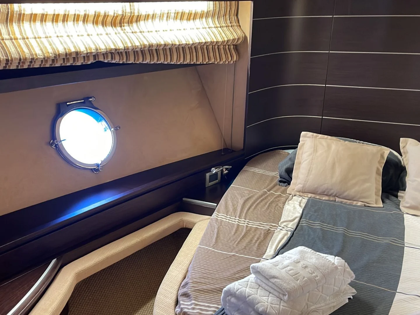 Azimut 68 S of 2007 for Sale - Photo 34