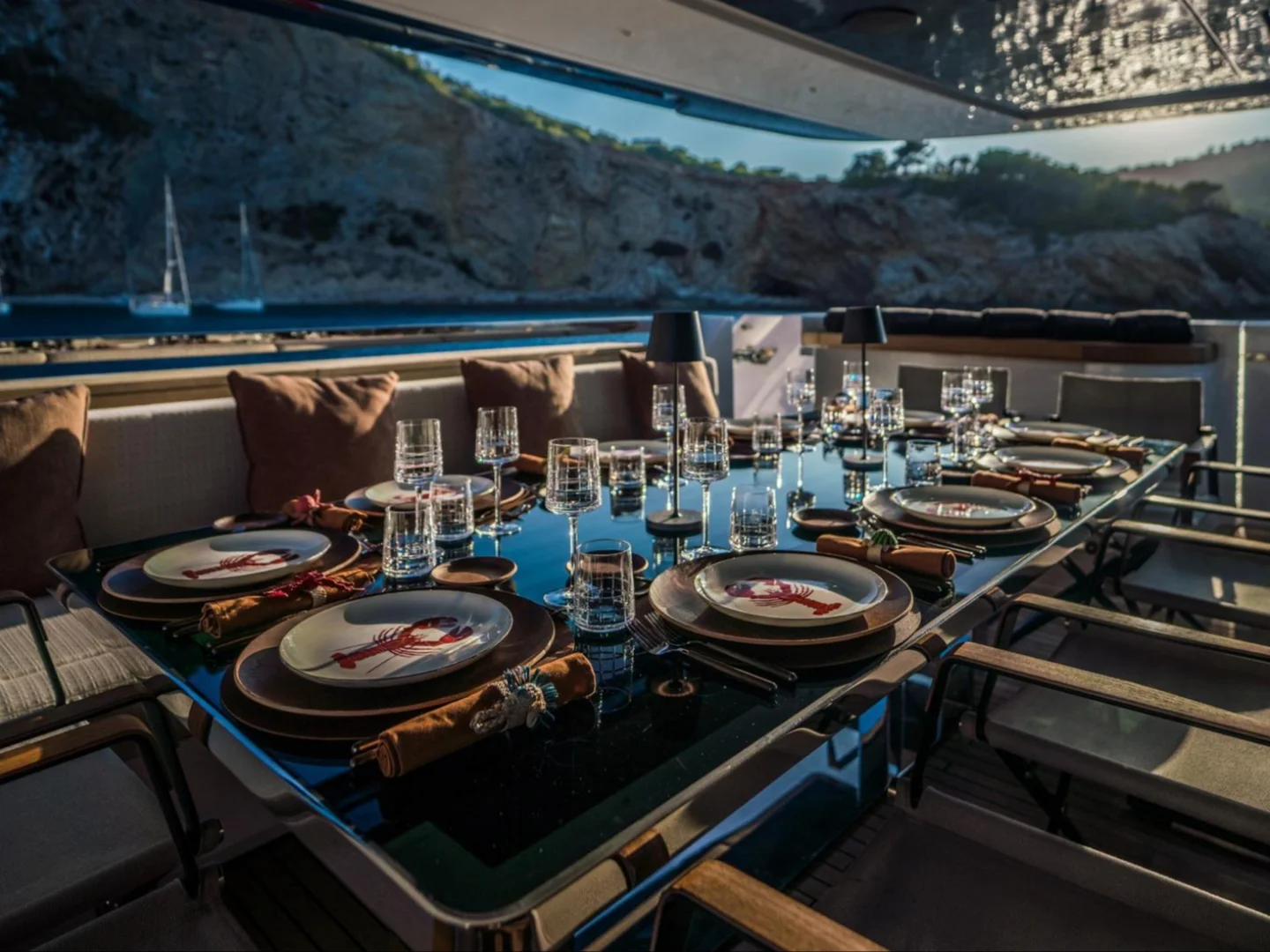 ALVIUM | Ferretti Custom Line 106 - Photo 19