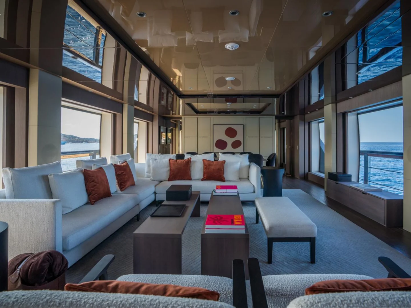 ALVIUM | Ferretti Custom Line 106 - Photo 23
