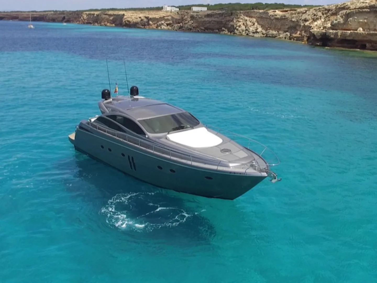 OPTIMUM | Pershing 62 - Photo 2