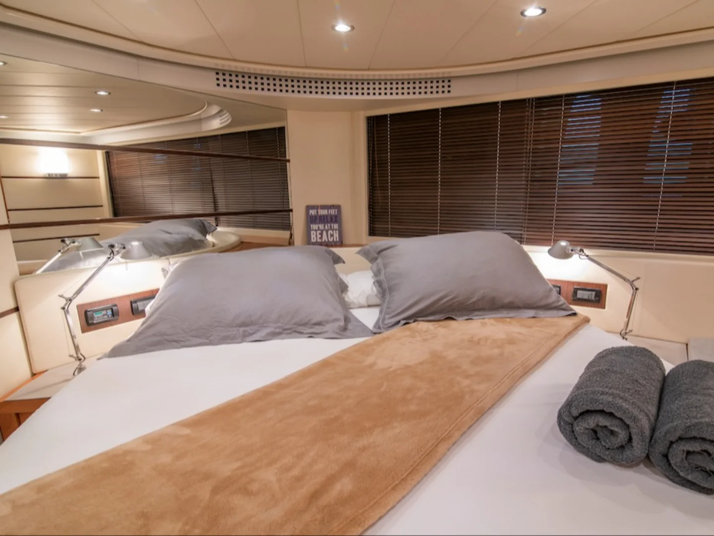 OPTIMUM | Pershing 62 - Photo 10