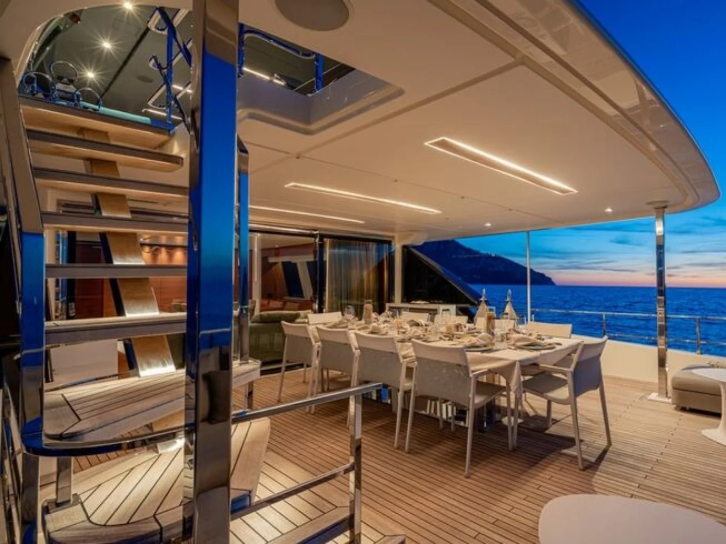 SOUTH | Custom Line Navetta 33 - Photo 22