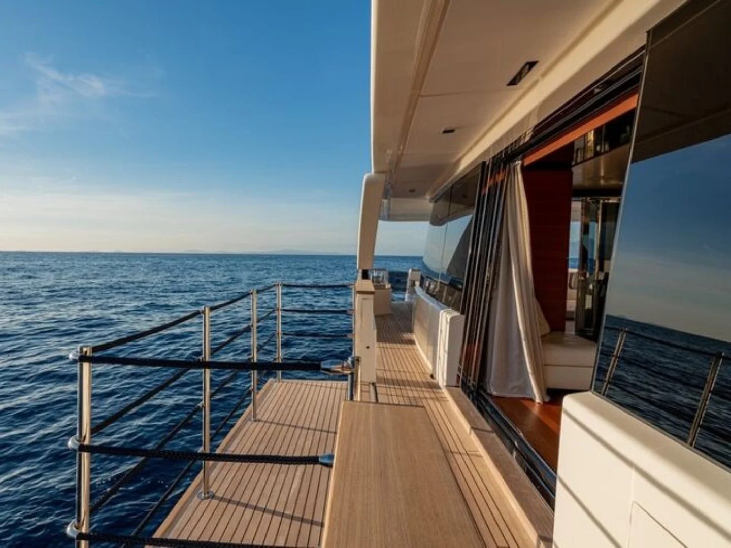 SOUTH | Custom Line Navetta 33 - Photo 18