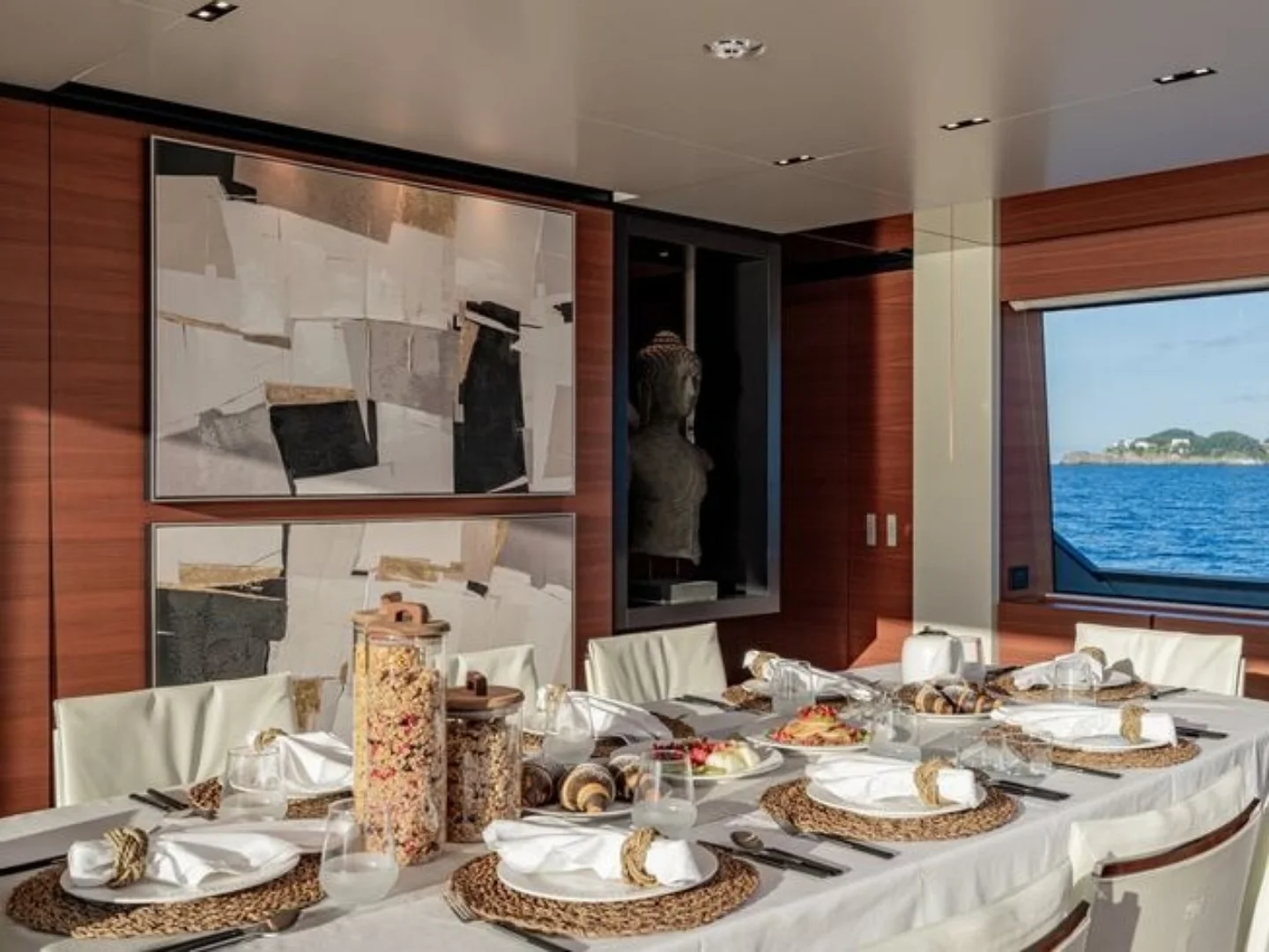 SOUTH | Custom Line Navetta 33 - Photo 32
