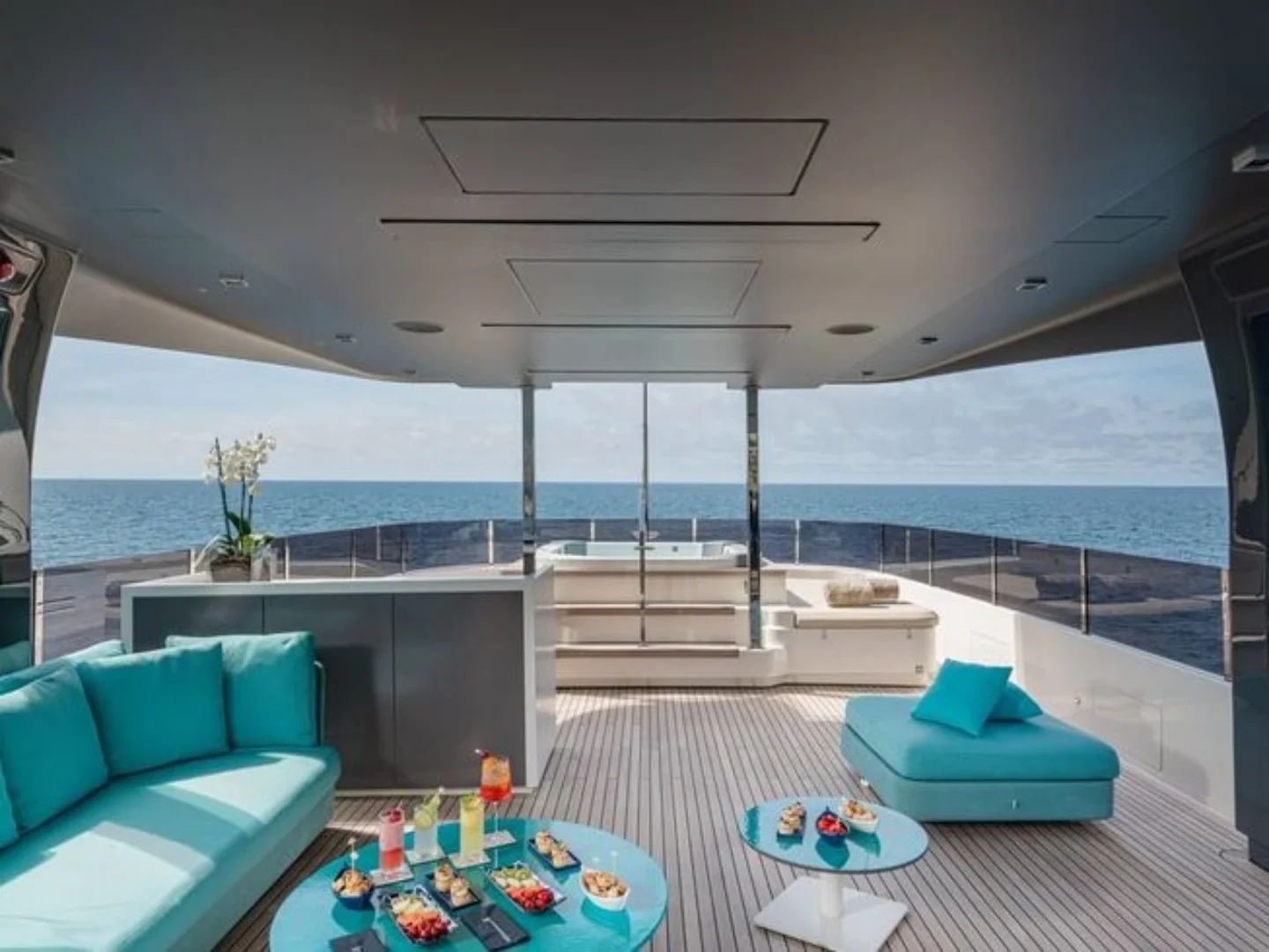 SOUTH | Custom Line Navetta 33 - Photo 16