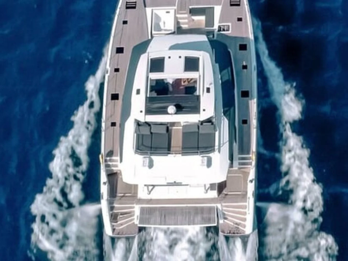 CORE |&nbsp;Fountaine Pajot 67 - Photo 5