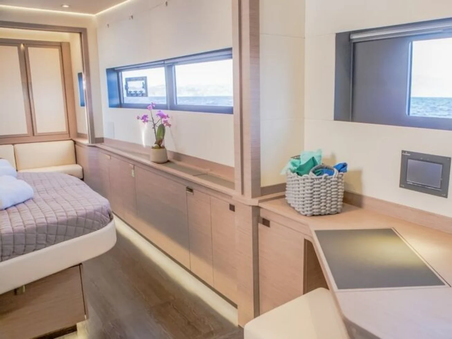 CORE |&nbsp;Fountaine Pajot 67 - Photo 37