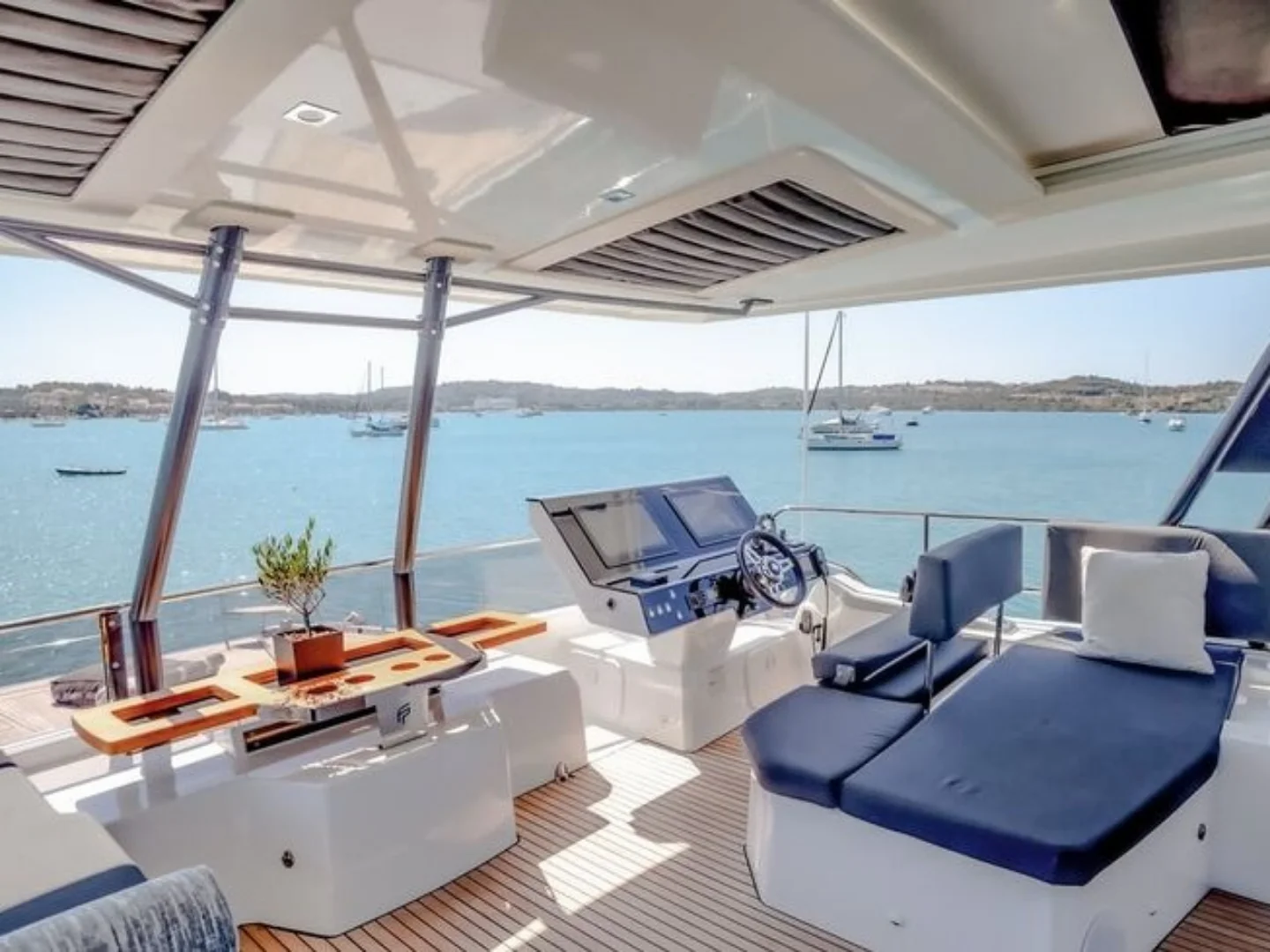 CORE |&nbsp;Fountaine Pajot 67 - Photo 14