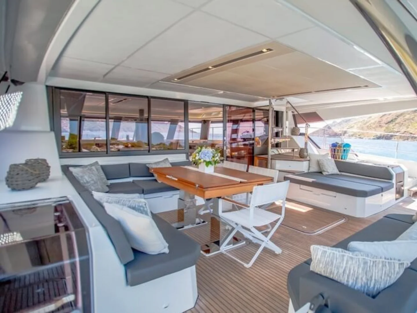 CORE |&nbsp;Fountaine Pajot 67 - Photo 17