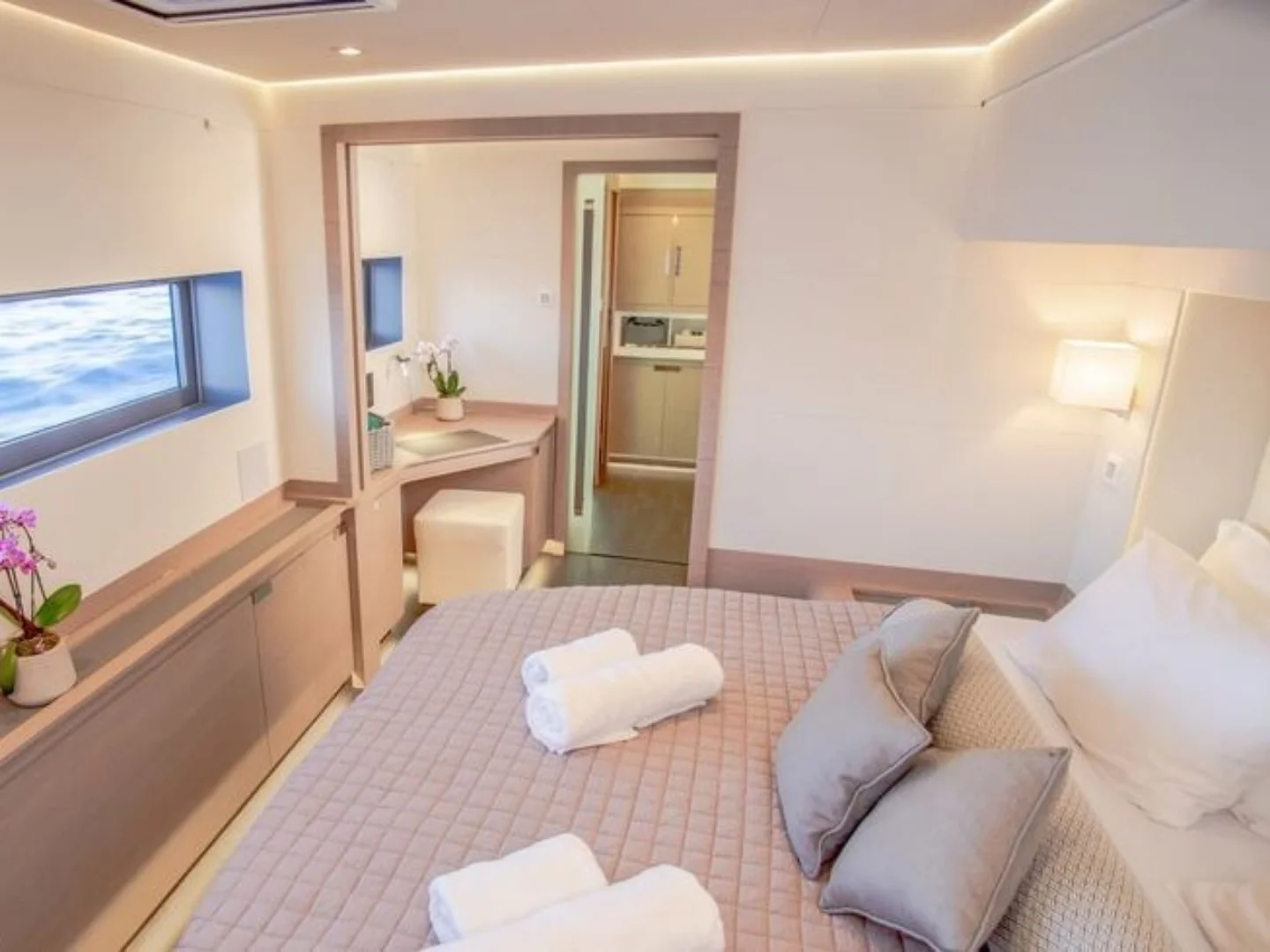 CORE |&nbsp;Fountaine Pajot 67 - Photo 34