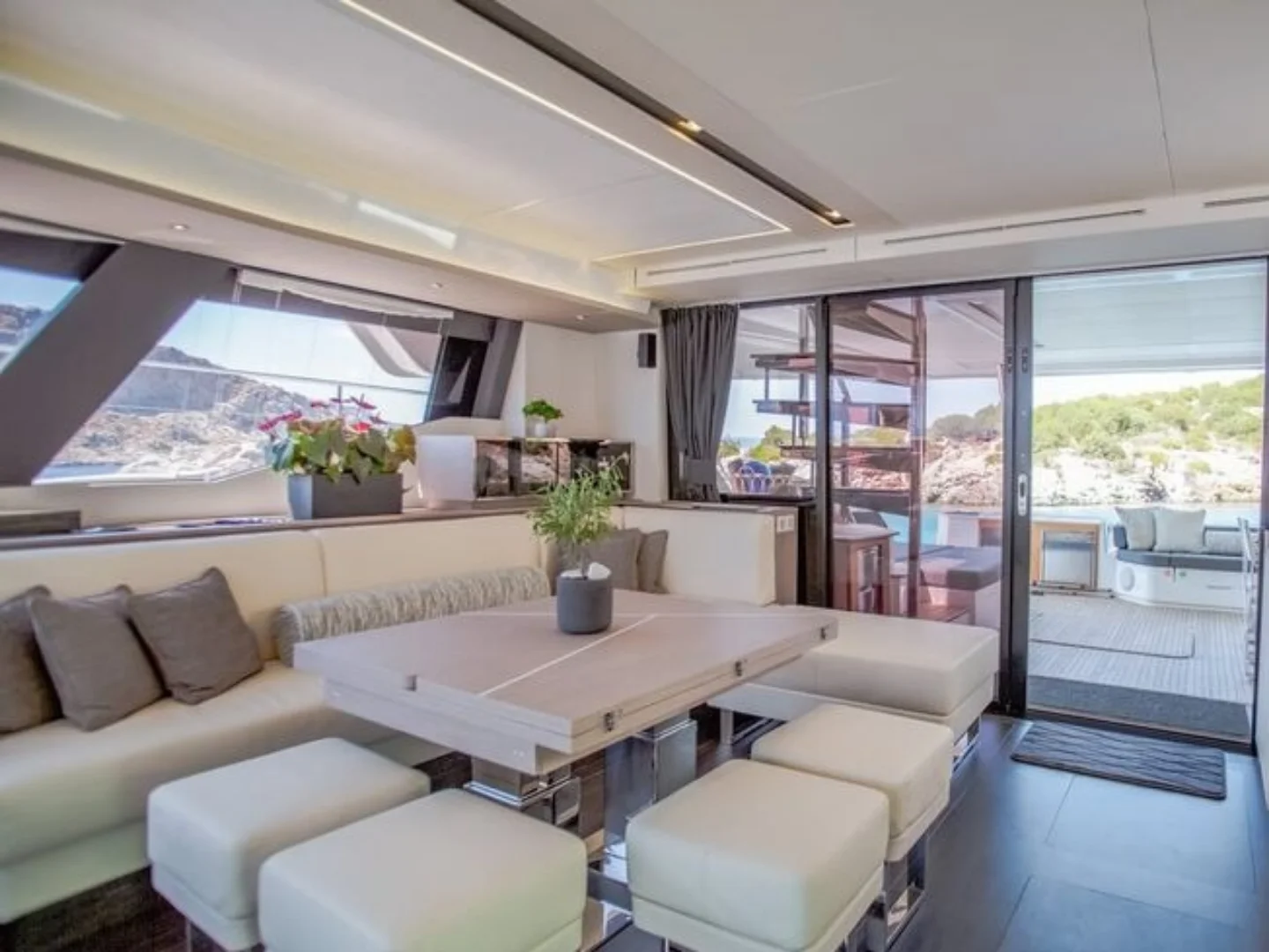CORE |&nbsp;Fountaine Pajot 67 - Photo 28