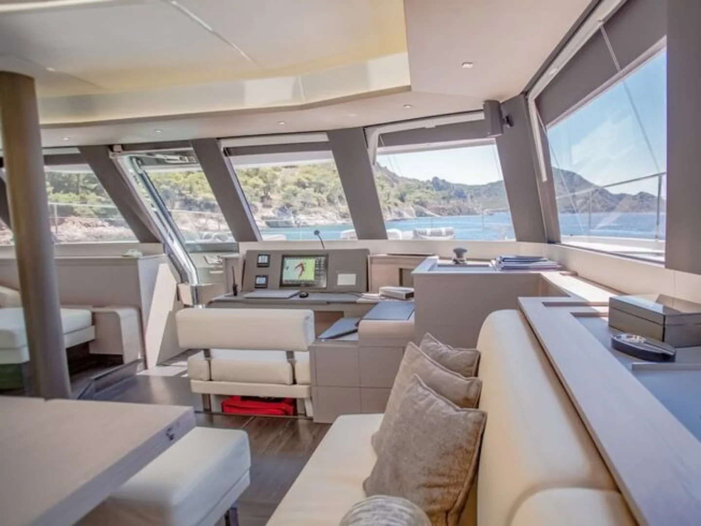 CORE |&nbsp;Fountaine Pajot 67 - Photo 27