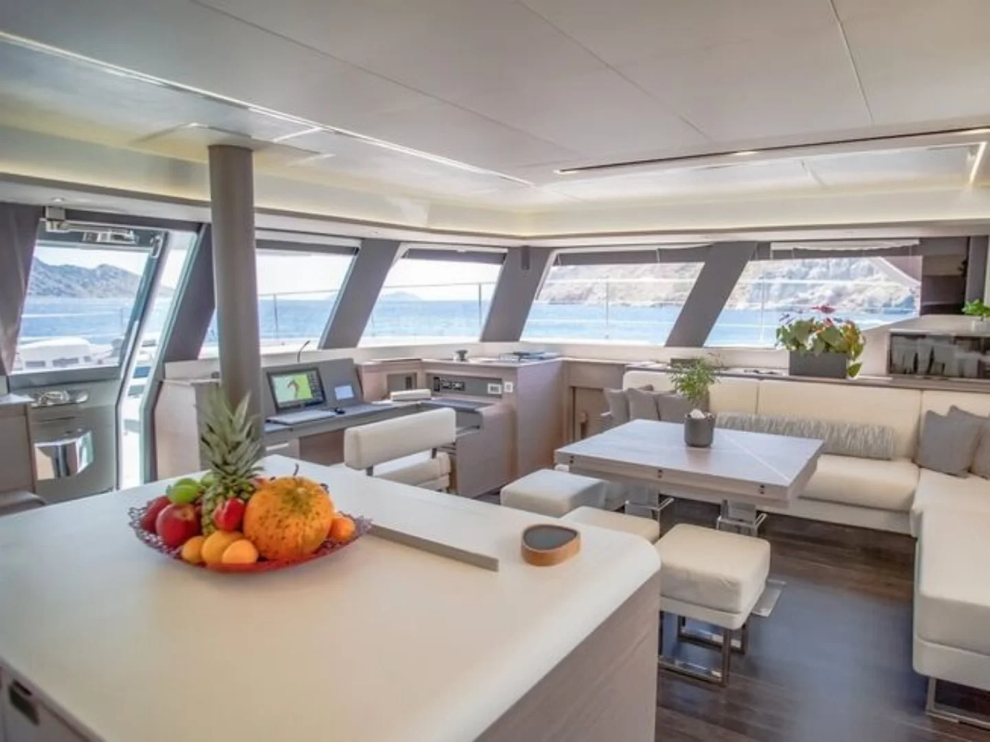 CORE |&nbsp;Fountaine Pajot 67 - Photo 23