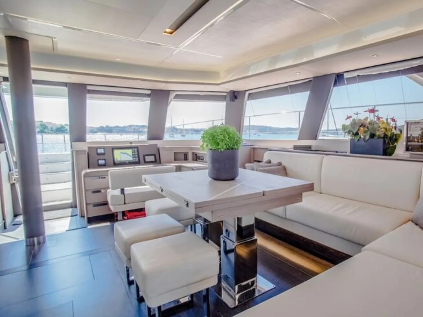 CORE |&nbsp;Fountaine Pajot 67 - Photo 25