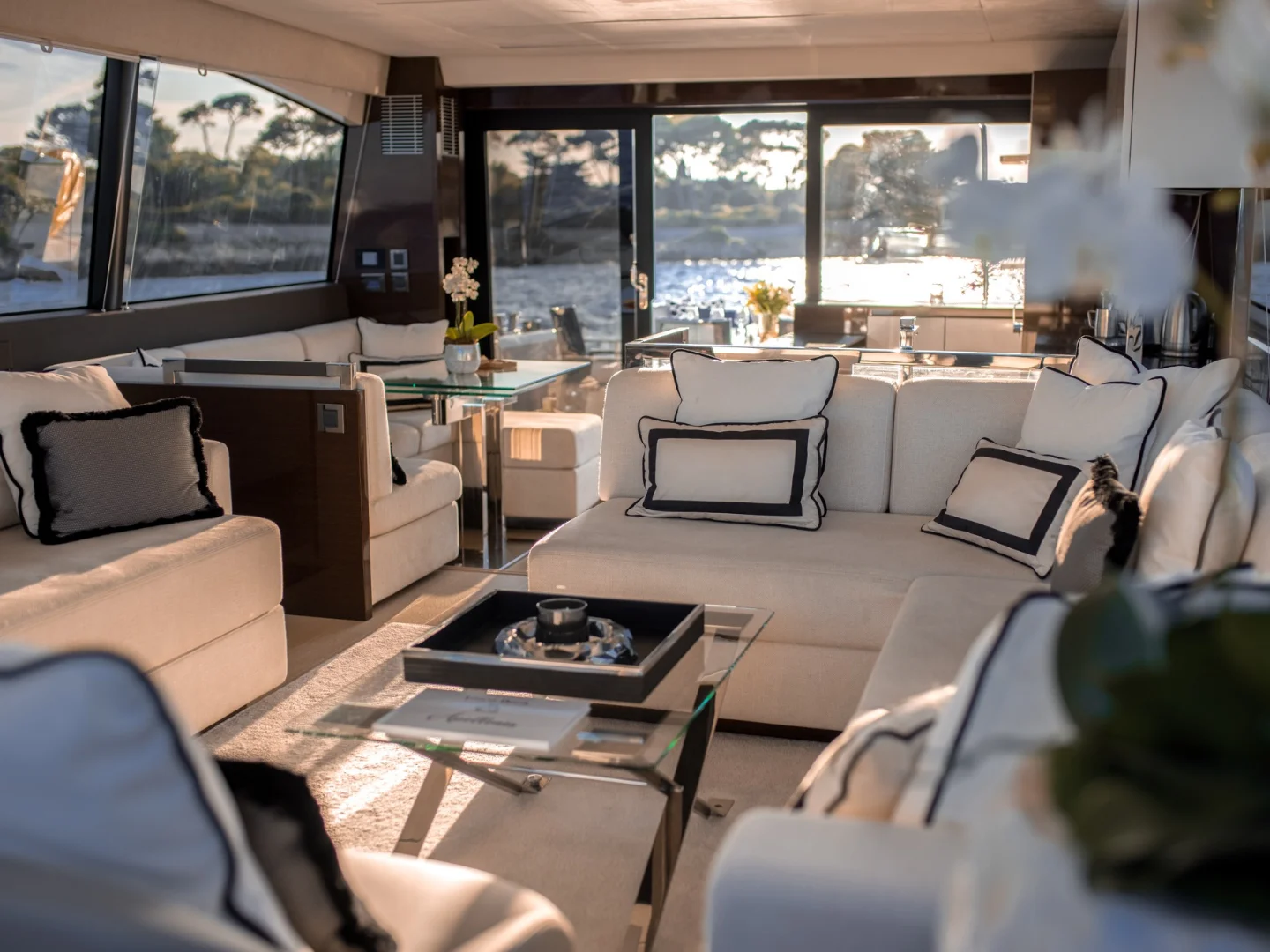 APOLLONIA | Prestige 680S - Photo 9