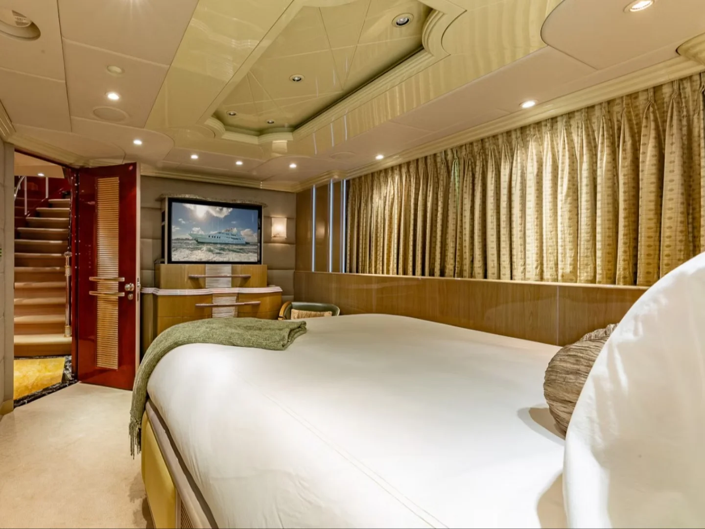 I LOVE THIS BOAT | Christensen 145 - Photo 30