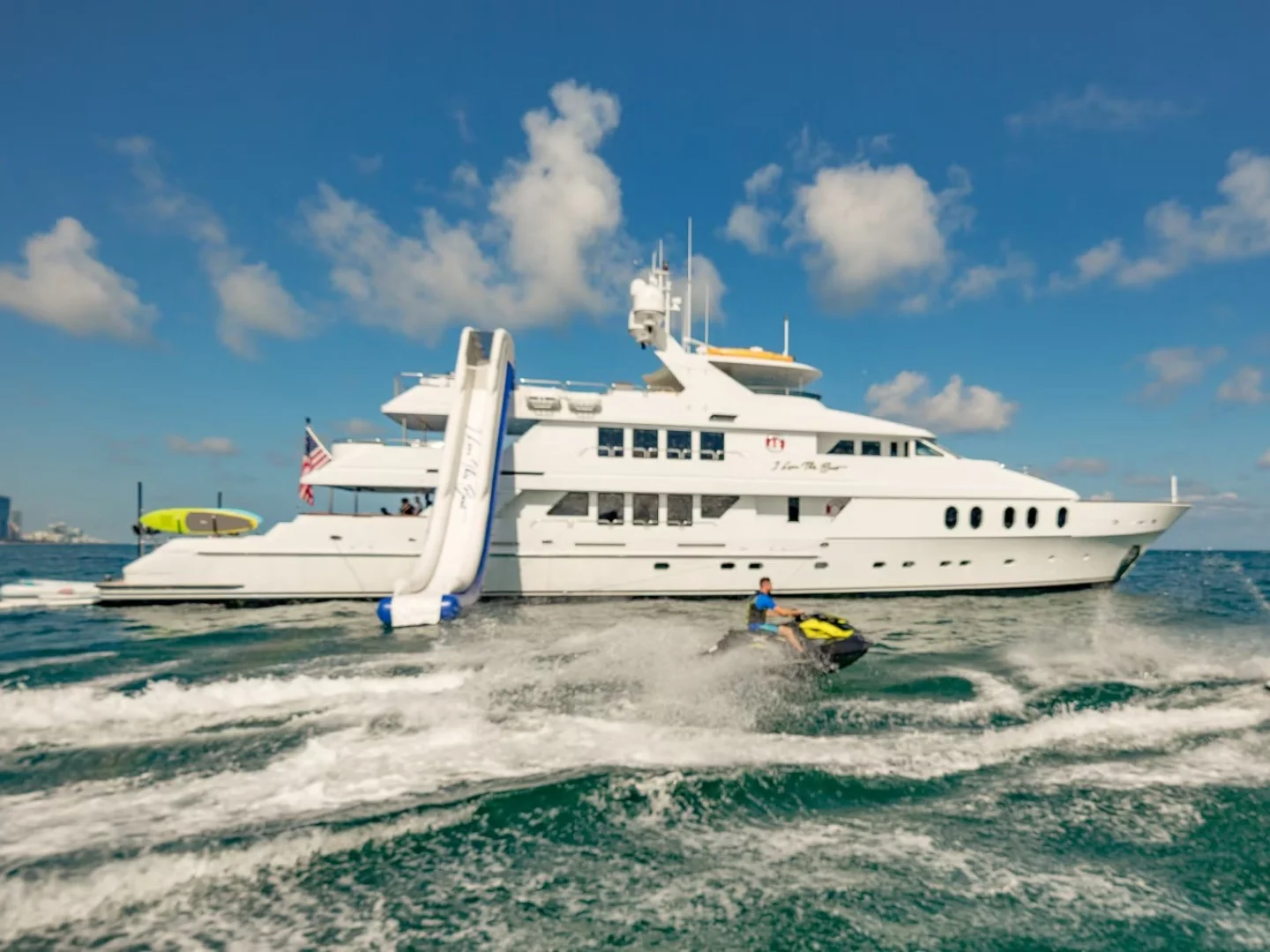 I LOVE THIS BOAT | Christensen 145 - Photo 2