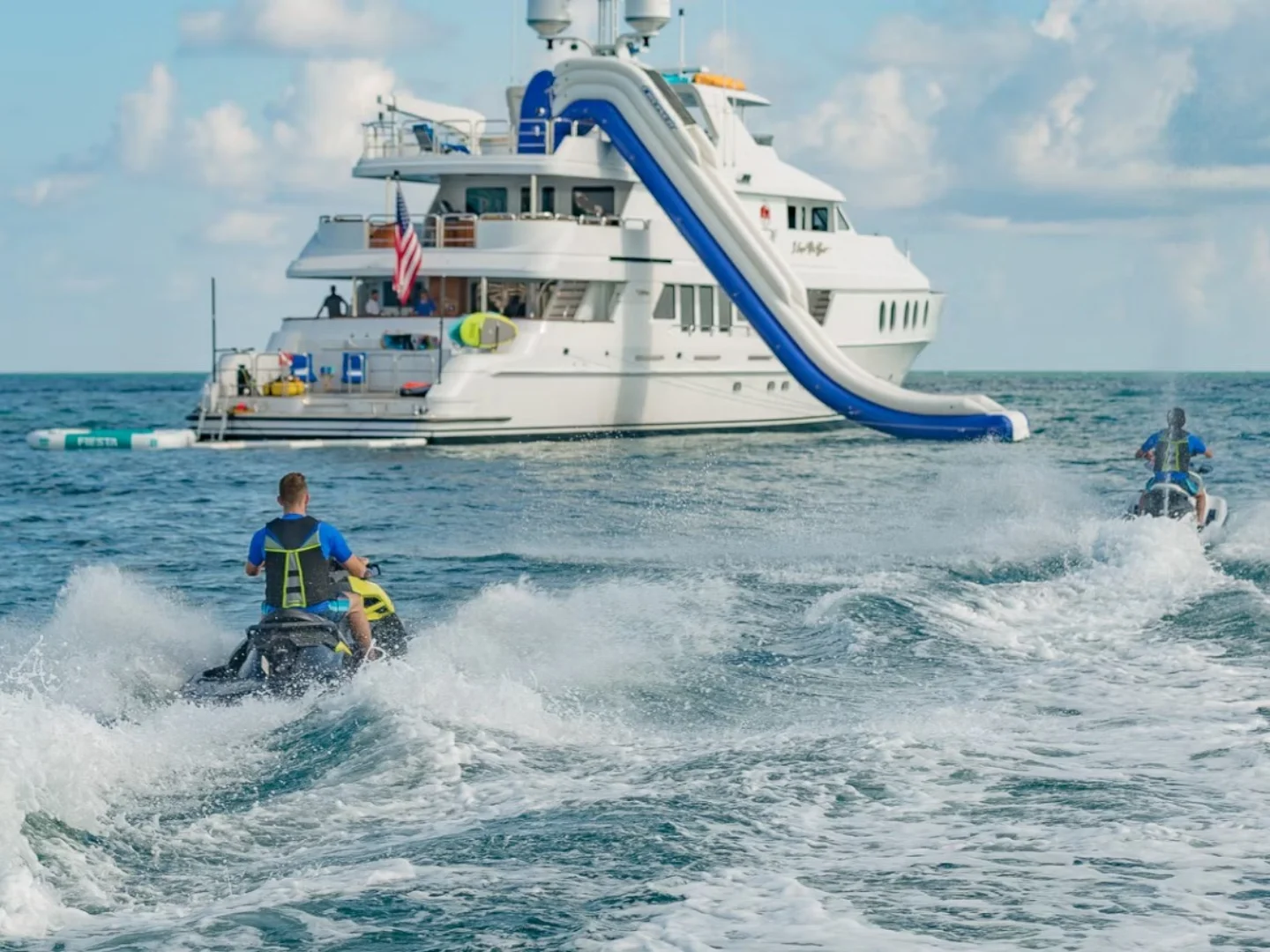 I LOVE THIS BOAT | Christensen 145 - Photo 4