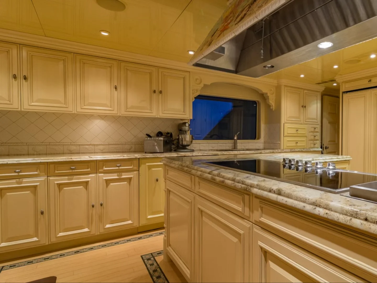 I LOVE THIS BOAT | Christensen 145 - Photo 25