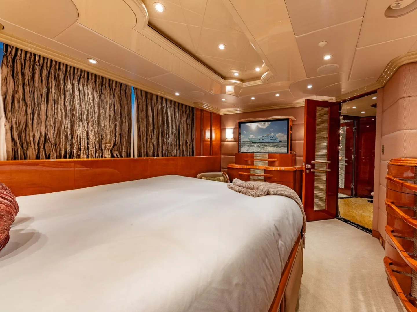 I LOVE THIS BOAT | Christensen 145 - Photo 33