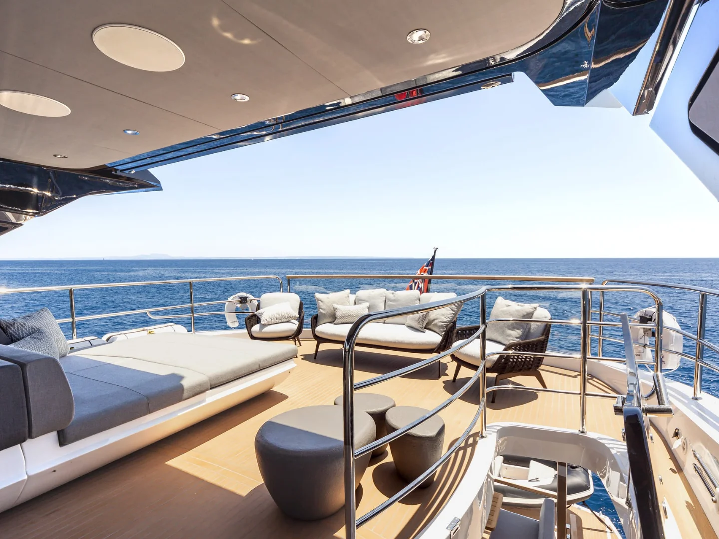 JUNIOR | Sunseeker 88 - Photo 28