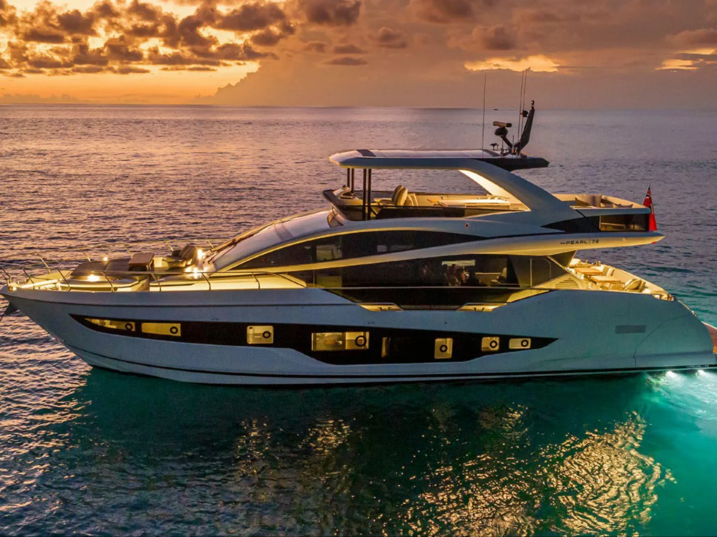 Pearl 72 - Photo 4