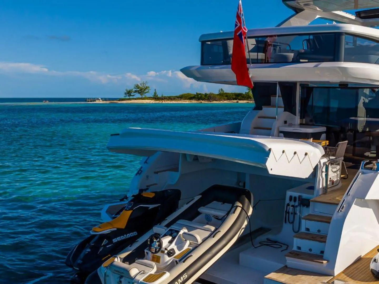 Pearl 72 - Photo 9