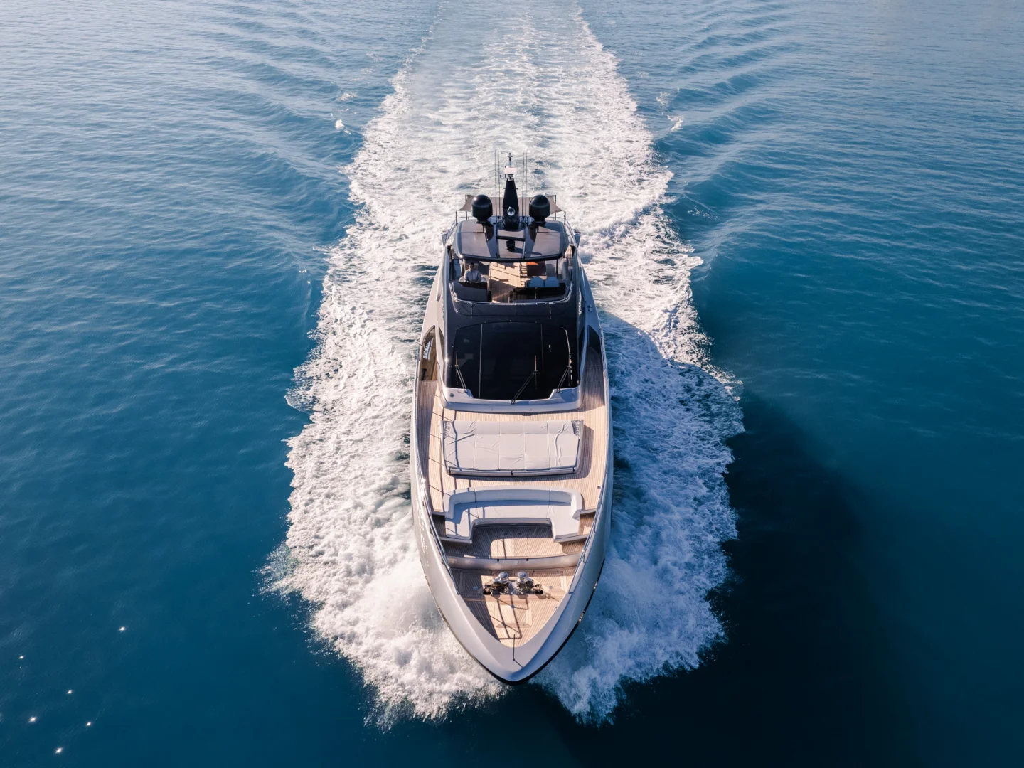 HP6 | Riva 100 Corsaro - Photo 3