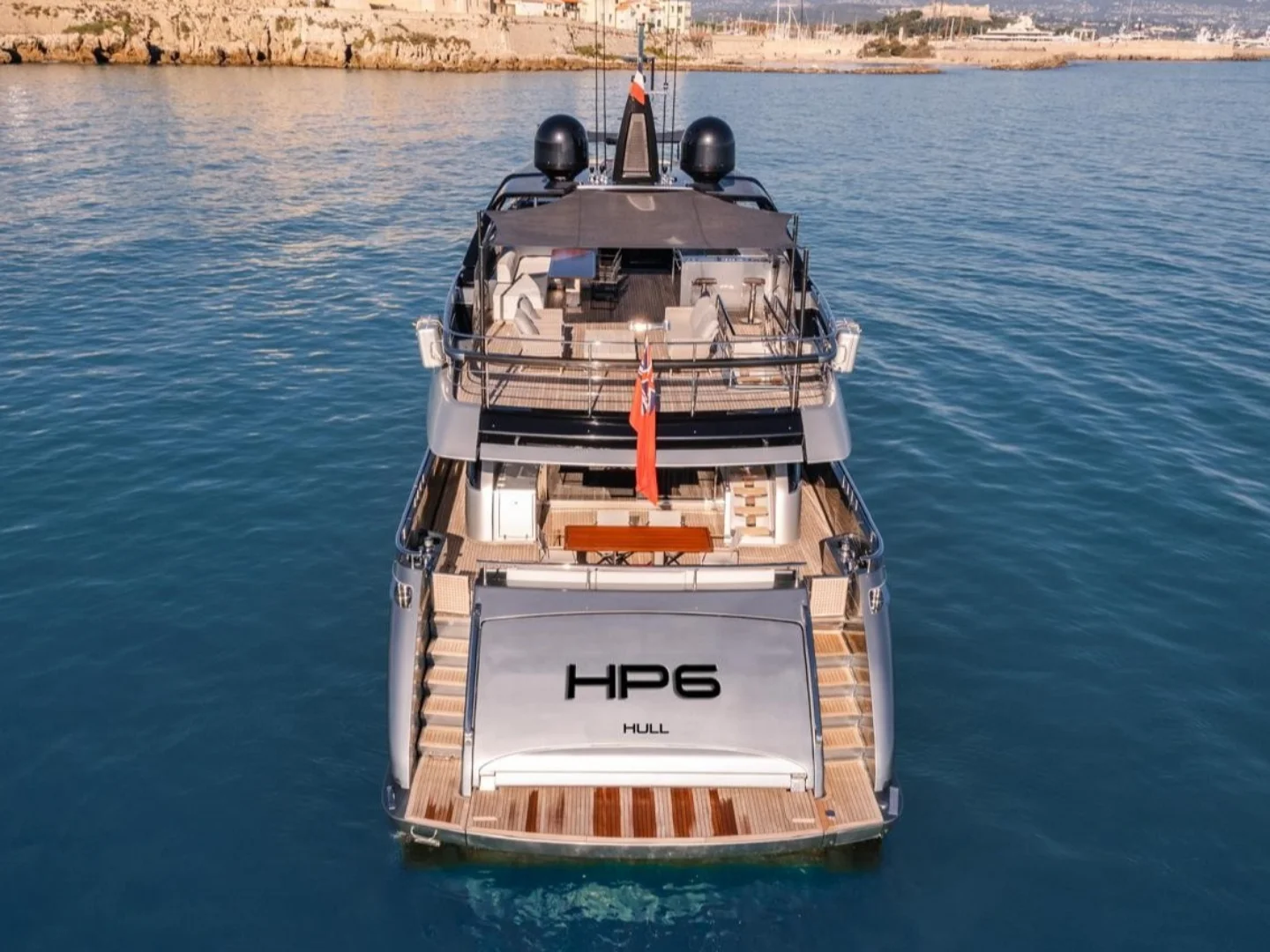 HP6 | Riva 100 Corsaro - Photo 11