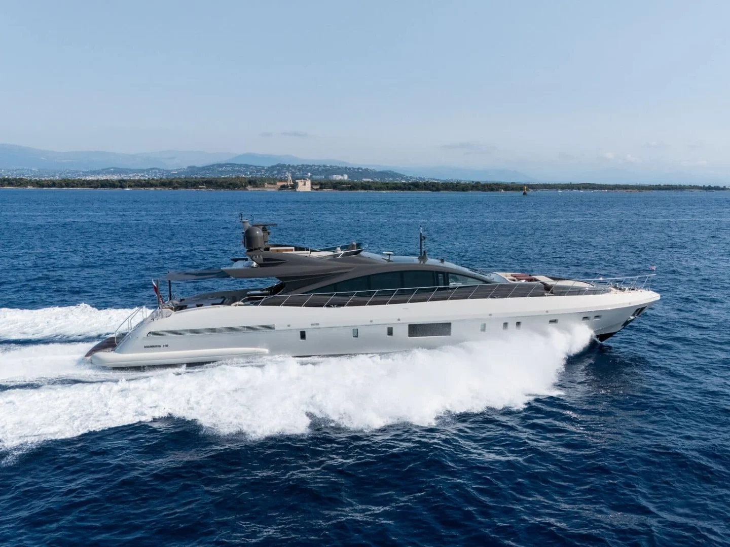 FANAMAX | Mangusta 110 - Photo 4