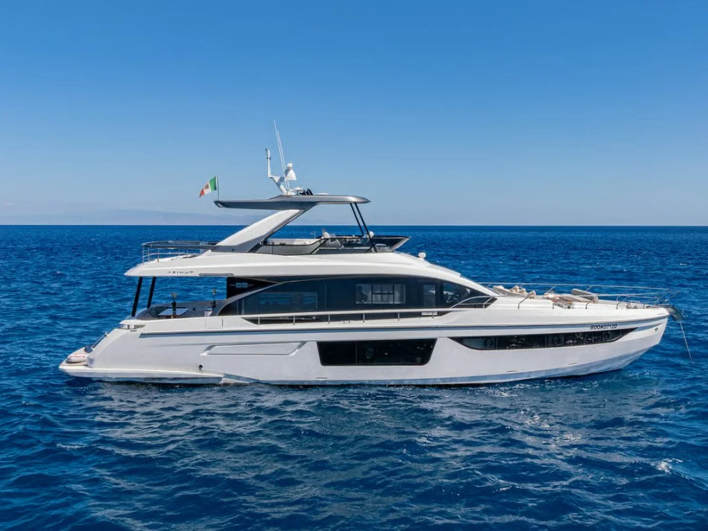 SBK | Azimut 68 Fly - Photo 11