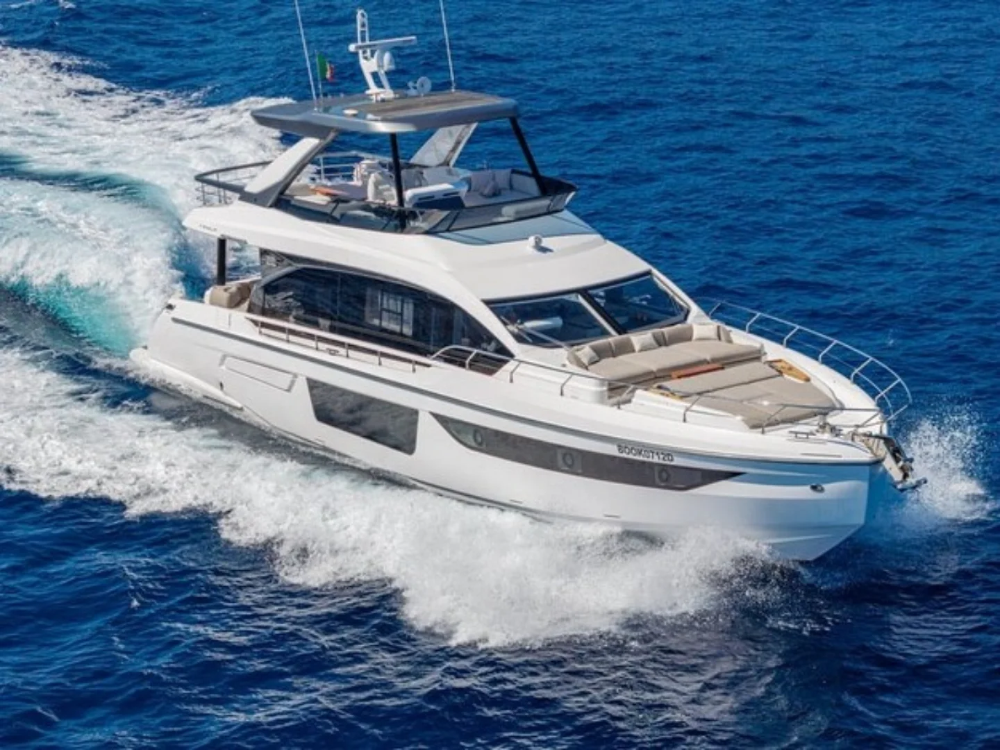 SBK | Azimut 68 Fly