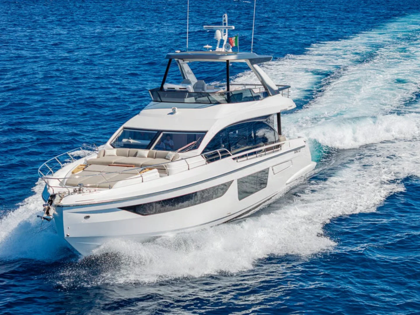 SBK | Azimut 68 Fly - Photo 2